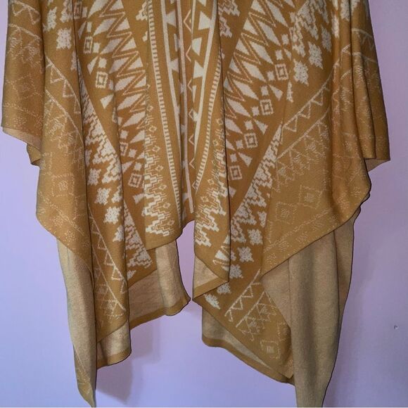 Charming Charlie Knit Ruana Boho Aztec Print Open Front Cardigan Shawl - Picture 8 of 8